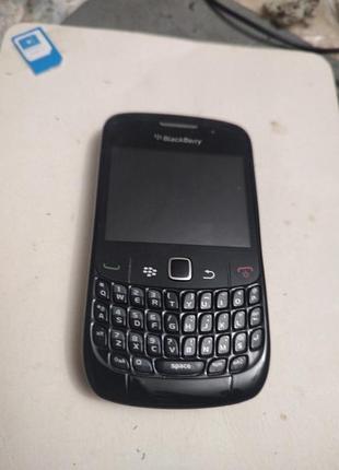 Телефон blackberry 8520