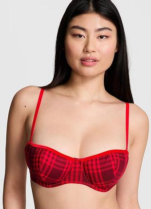 Бюстгальтер-балконет victoria's secret pink