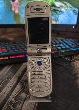 ​lg u8110 / u8120 раритетний 3g (робочий, без акб)
