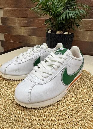 Продам кросівки nike cortez x «дивні дива» (stranger things).