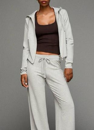 Штани bershka