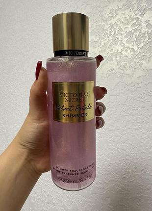 Спрей для тіла спрей для тіла victoria's secret velvet petals з шиммером