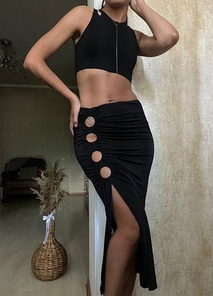 Чорна міді спідниця з вирізами та розрізом по нозі від missguided