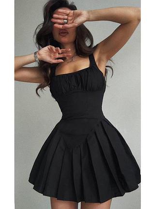 Распродажа платье prettylittlething с плиссированным низом
