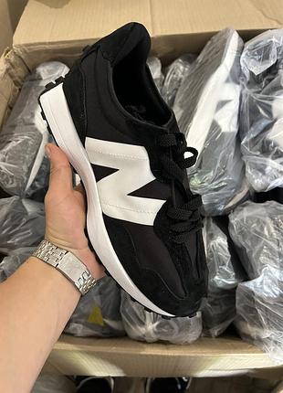 Женские кроссовки красивые нью баланс new balance 327 black 39