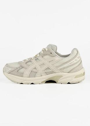 Кроссовки asics 1203a410-100 39.5