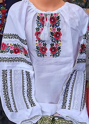 Вишита сорочка на дівчинку