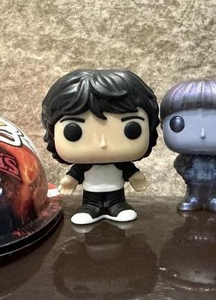 Kinder joy дивні дива майк вілл funko фігурки