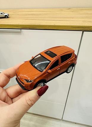 Металева машинка 2