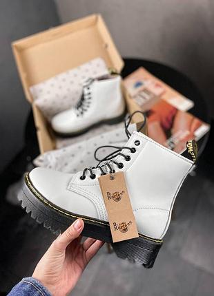 Зимние женские ботинки dr. martens