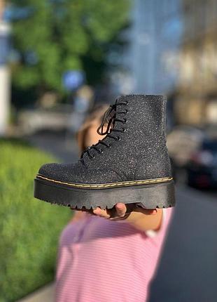 Жіночі черевики dr.martens