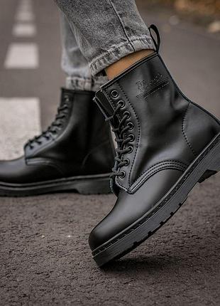 Жіночі черевики dr.martens