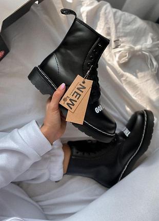 Зимові жіночі черевики dr. martens 1460