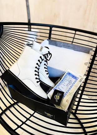 Жіночі черевики dr.martens