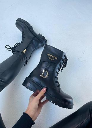 Зимові жіночі черевики dior boots
