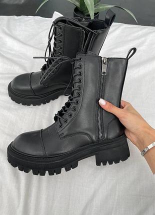 Жіночі черевики balenciaga