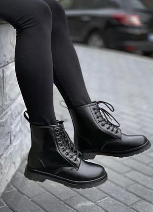 Жіночі черевики dr.martens
