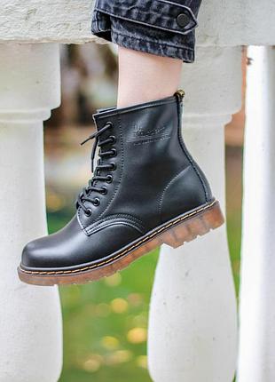 Жіночі черевики dr.martens