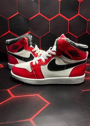 Червоні зимові кросівки nike air jordan 1 для чоловіків, якісні зимові кросівки найк джордан 1