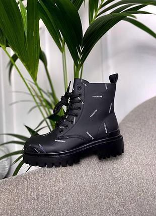 Жіночі черевики balenciaga зимові