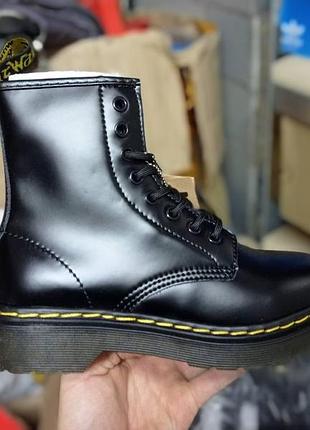 Жіночі черевики dr.martens