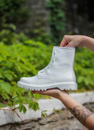 Жіночі черевики dr.martens