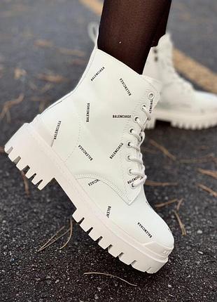 Жіночі черевики balenciaga