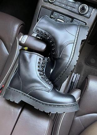 Жіночі черевики dr.martens