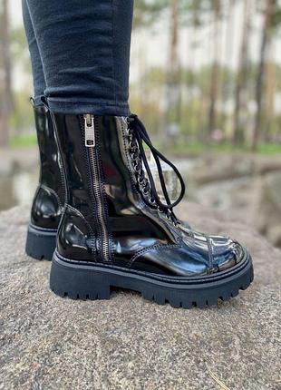 Жіночі черевики balenciaga