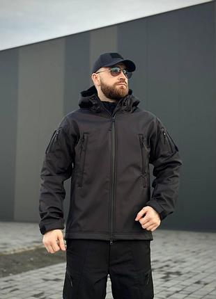 Военная куртка на флисе soft shell military black