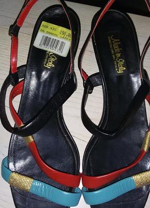 Made in italy(italy)- шкіряні босоніжки р.40(26,5 см)