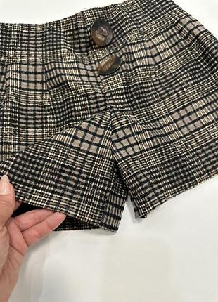 Стильные шорты zara (70б) 2