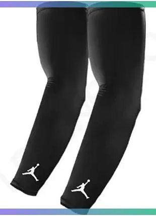 Рукава jordan shooter sleeves черные и белые для баскетбола унисекс размер s/m sku_j.ks.04.010.sm