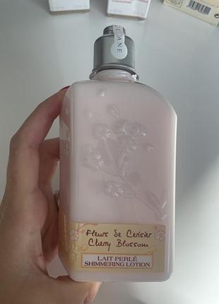 Лосьон для тіла l’occitane cherry blossom shimmering lotion 250 ml