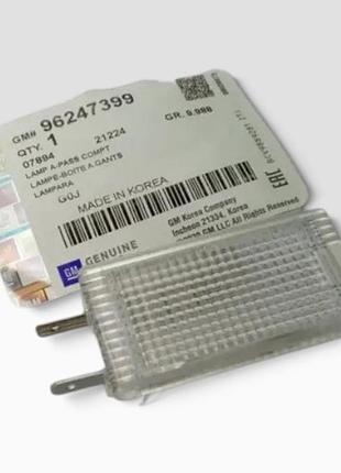 Плафон багажника и бардачка gm - (96247398)