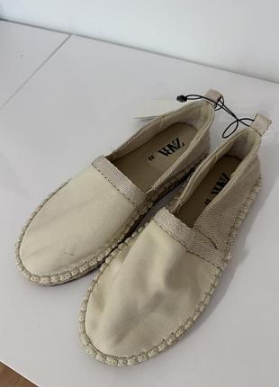 Zara 33 розмір унісекс не підійшов розмір