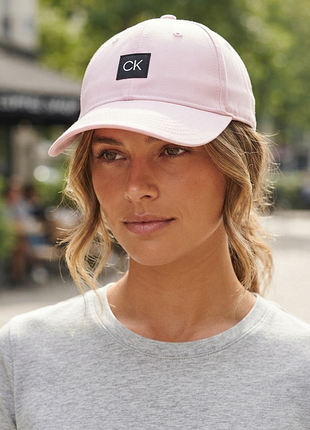 Оригинальная розовая бейсболка / кепка calvin klein golf