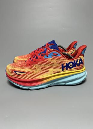 Кросівки для комфортної ходьби бігу тренувань sample hoka one one clifton 9 оригінал 1127895 crscl