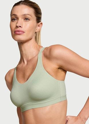 Спортивний топ victoria's secret vsx з перфорацією