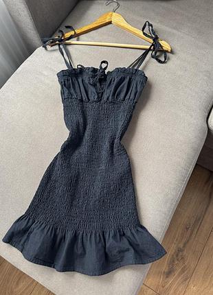 Сукня з завʼязками на плечах жата pull&bear