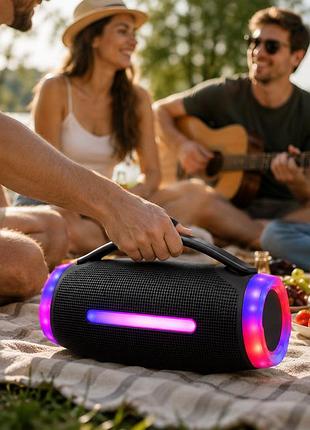 Портативна колонка 20 вт з rgb-підсвічуванням та бездротовим мікрофоном / bluetooth акустика для домашніх вечірок