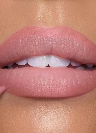 Олівці для губ від charlotte tilbury оригінал