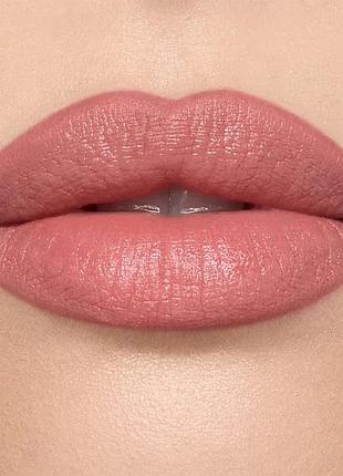 Олівці для губ від charlotte tilbury оригінал
