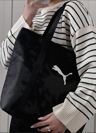 Спортивная сумка puma в черном цвете