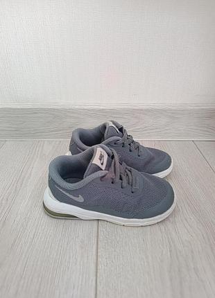 Кроссовки nike air max invigor размер 25