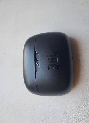 Беспроводной наушник с кейсом jbl tune flex.один