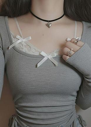 Серая лонгслив кофточка shein с кружевом и бантиками топик лонгслив с завязками coquette y2k кроп топ в рубчик с бантиками шеин кофта xs s 34 36