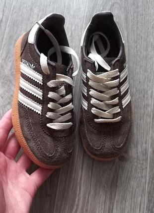 Дитячі кросівки adidas spezial