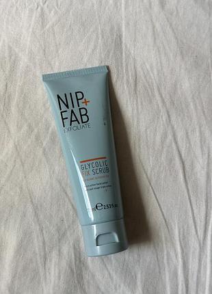 Скраб з гліколевою та саліциловою кислотами nip+fab glycolic fix scrub (75 мл)