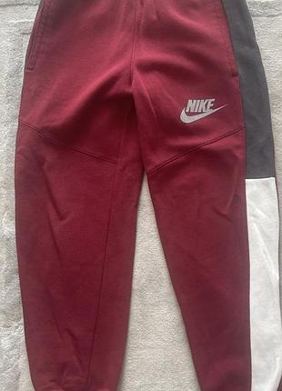 Штани оригінальний nike xs-s 120-128 cm